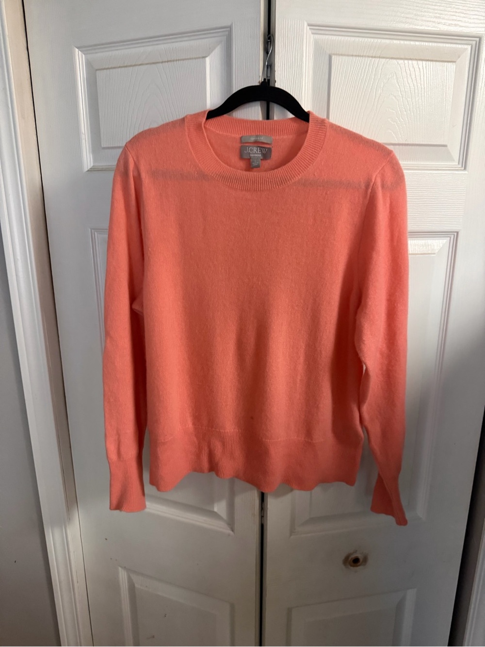 J. Crew Coral Crewneck Sweater cashmere  pin hole at tag large pm afor we ex cds